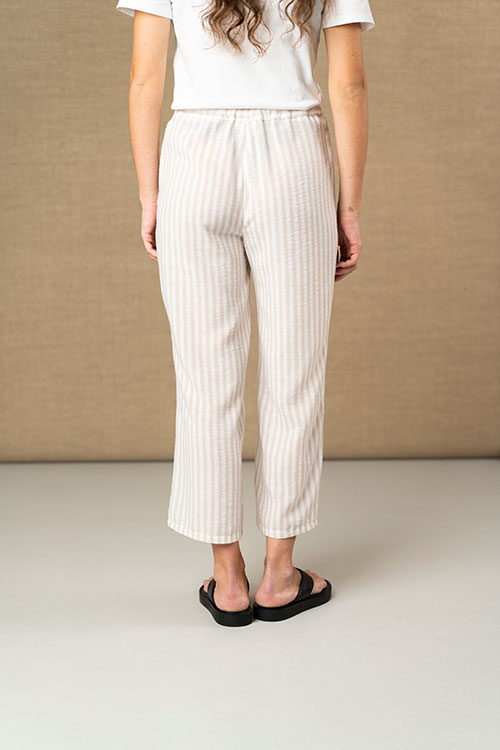 Pantalón fluido de rayas