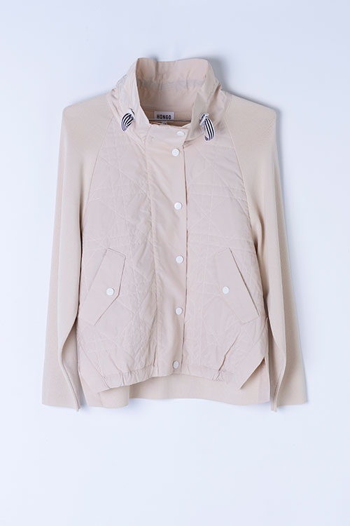 Parka corta beige combinada