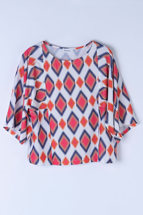 Blusa fluida de estampado geométrico con manga murciélago