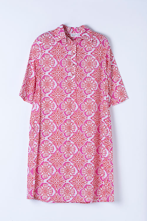 Vestido recto con estampado floral