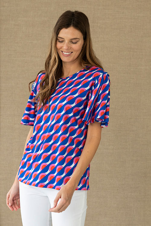 Camiseta de punto estampada con manga acampanada